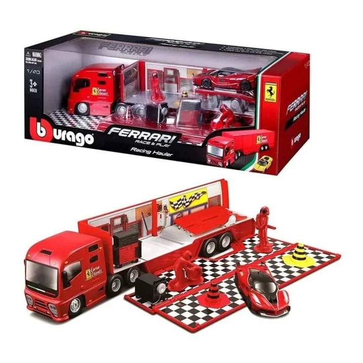 Kamion Mondo s autom Ferrari