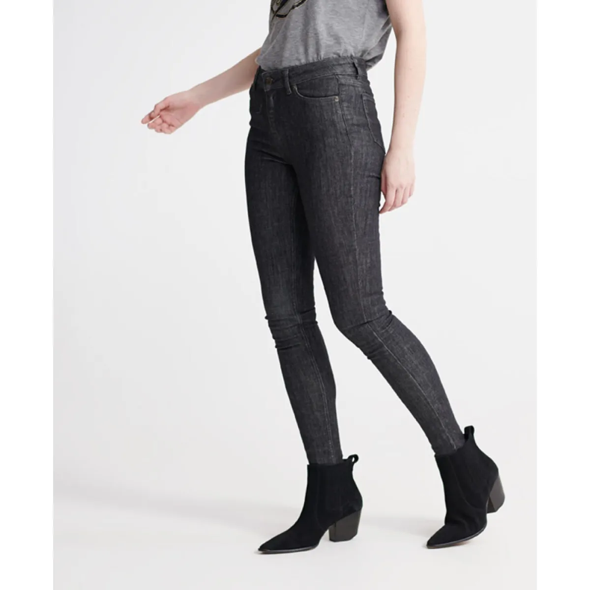 SUPERDRY ŽENSKE FARMERKE  11110