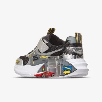 Skechers Garage
