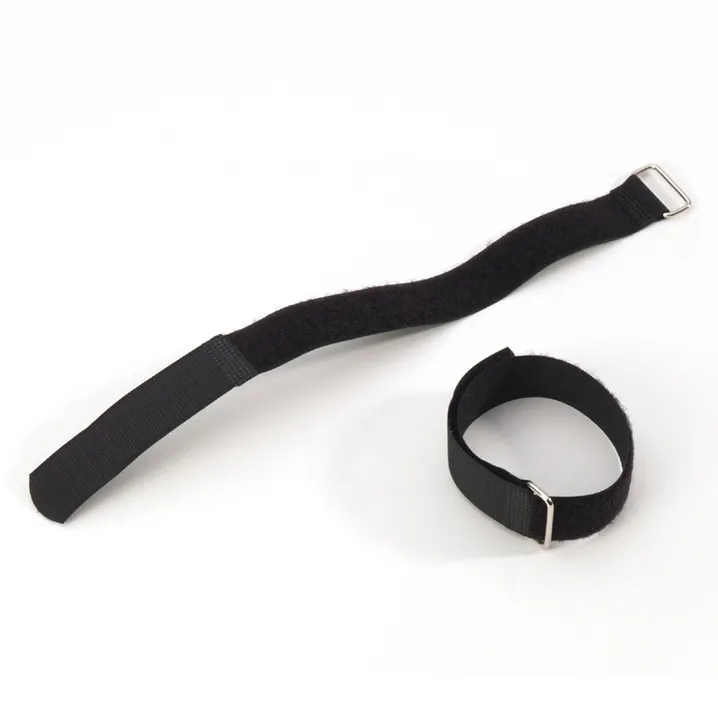 Adam Hall VR 2030 BLK vezica