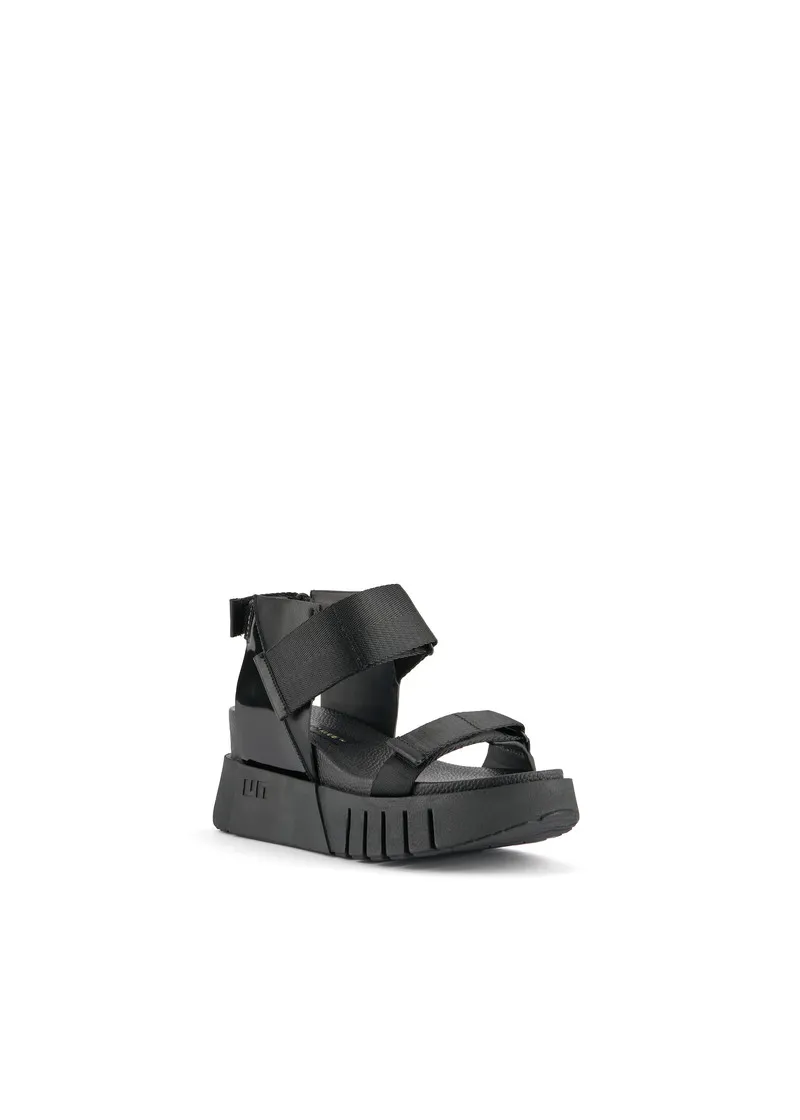 Delta Run-Lady Sandal