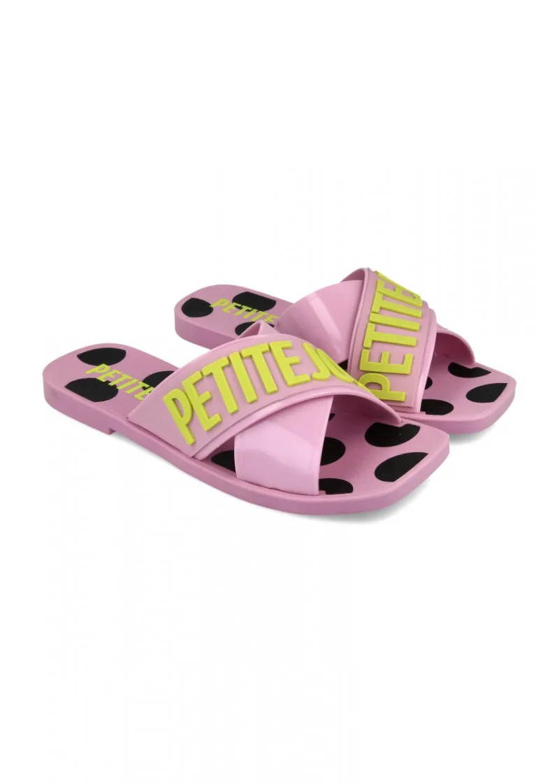 FLIP FLOPS