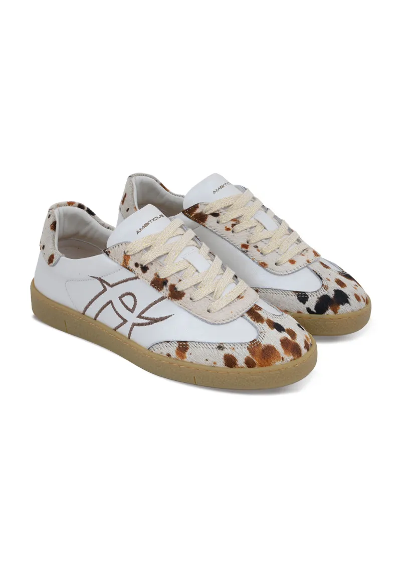 SNEACKERS