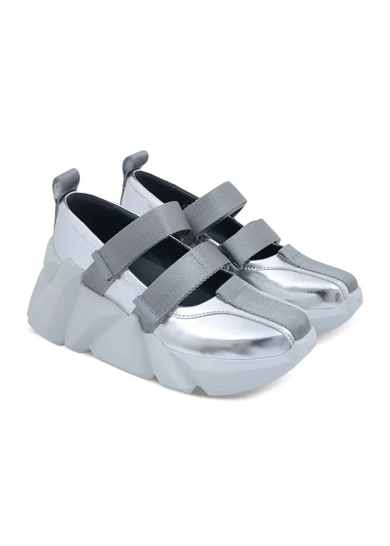 Space Kick Jane-Lady Casual