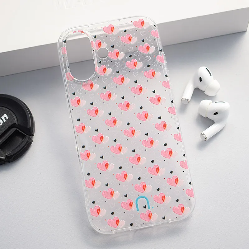 Maska za iPhone 16 Hearts Nanobit Print