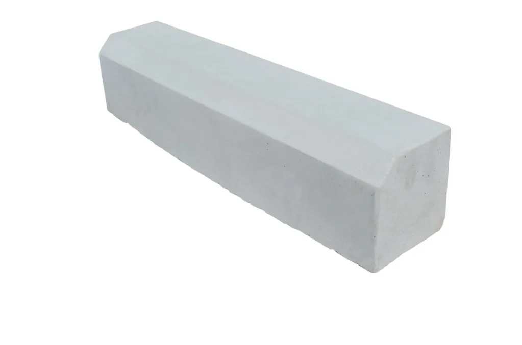 Betonski ivičnjak (10x11x50)