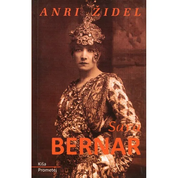 SARA BERNAR