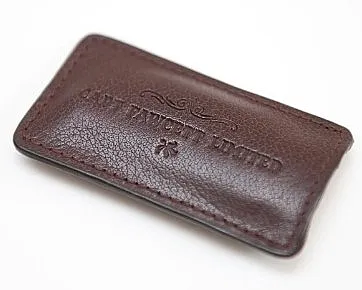 Captain Fawcett Leather Case Moustache Comb Kožna torbica za sklopivi češalj za brkove