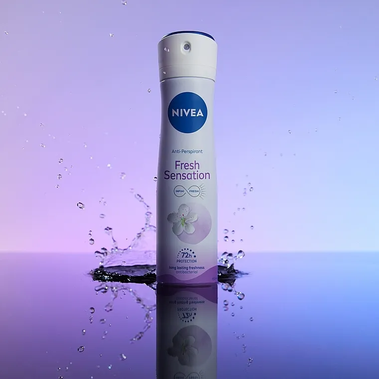 Nivea Fresh Sensation antibakterijski antiperspirant Dezodorans-antiperspirant sprej za žene