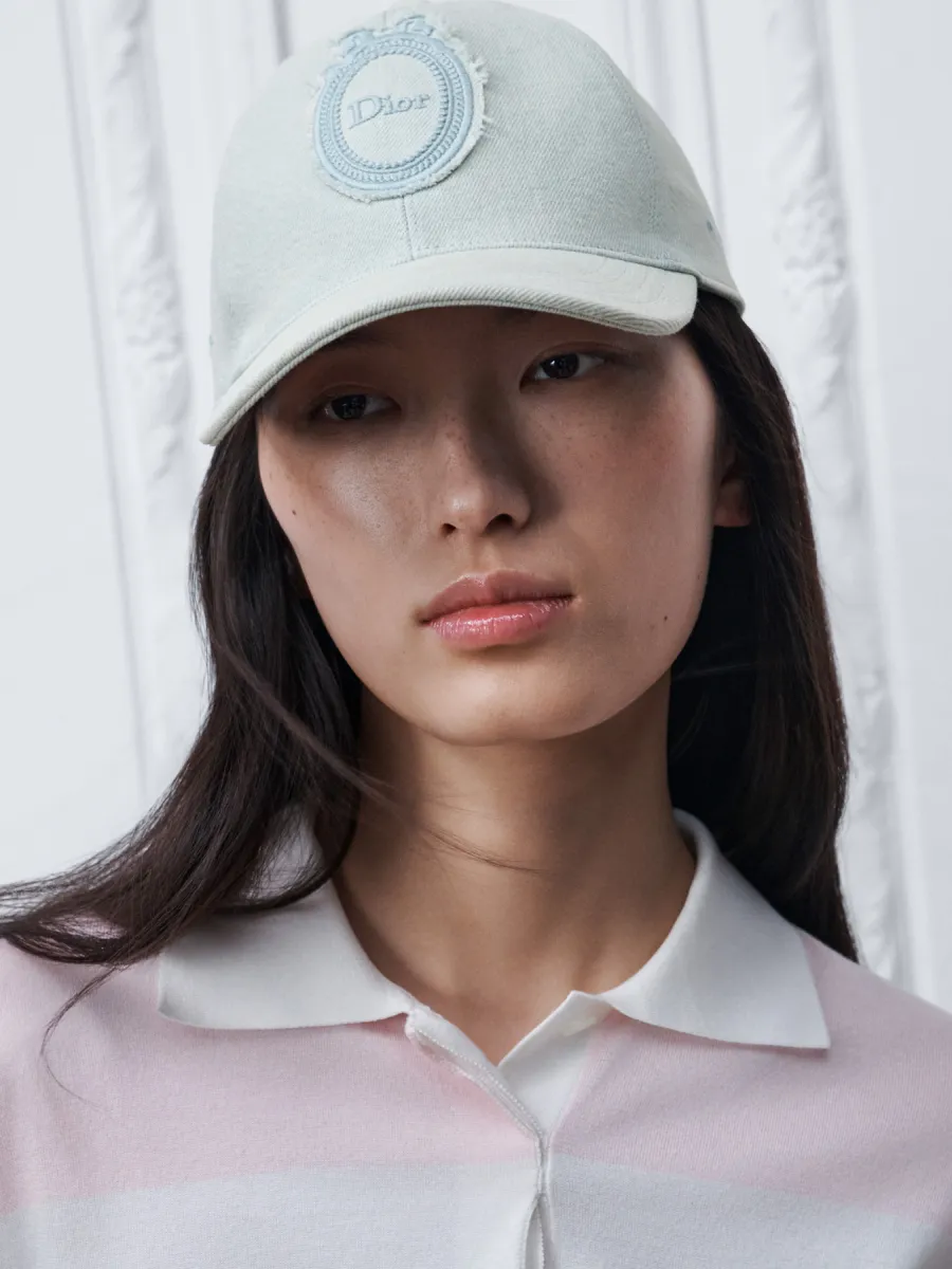 CHRISTIAN DIOR kačket