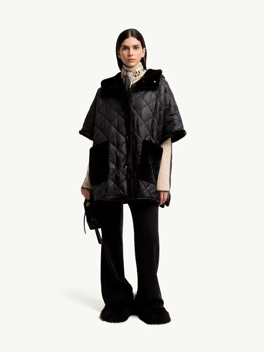 MONCLER pončo